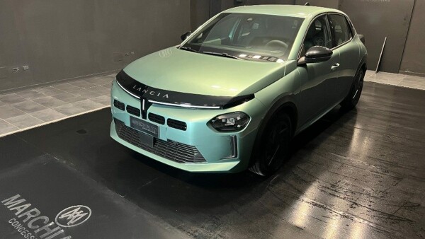 Ypsilon Hybrid e-DCT}