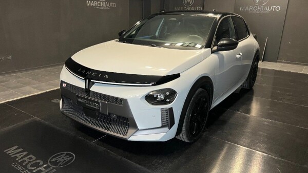 Ypsilon Hybrid e-DCT HF Line 110cv}