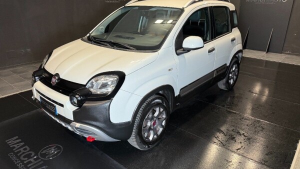 Panda Cross 1.3 MJT S&S 4x4}