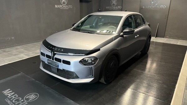 Ypsilon Hybrid e-DCT}