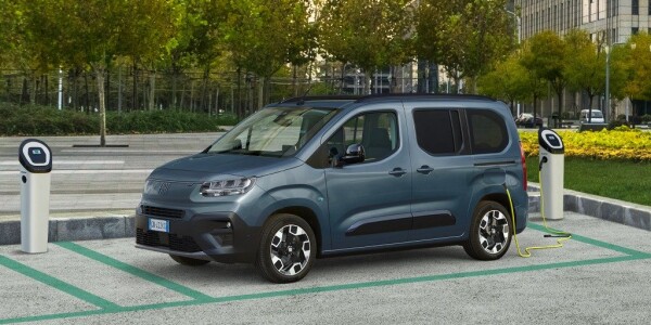 E-Doblo e-Doblò 50 kWh PC}