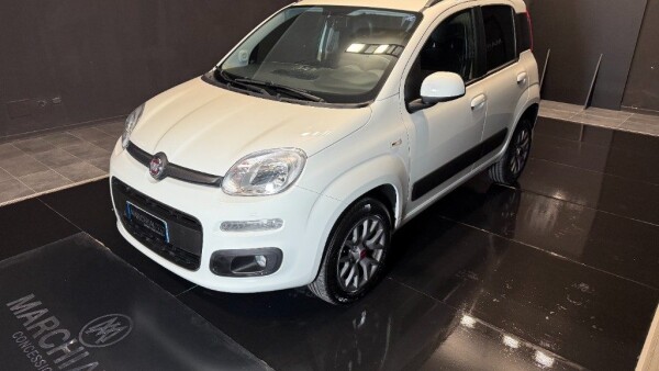 Panda 0.9 TwinAir Turbo Natural Power Lounge}