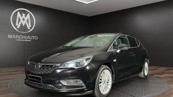Astra 1.4 Turbo 125 CV Start&Stop 5p. Innovation}