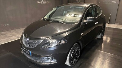 Offerte in Evidenza Marchi Auto - Ypsilon 1.0 FireFly 5 porte S&S Hybrid Gold - Immagine 0