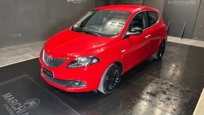 Offerte in Evidenza Marchi Auto - Ypsilon 1.0 FireFly 5 porte Hybrid Silver - Immagine 0
