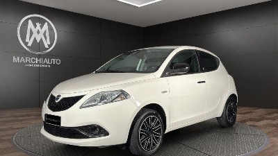 Offerte in Evidenza Marchi Auto - Ypsilon 1.0 FireFly 5 porte S&S Hybrid Ecochic Gold - Immagine 0
